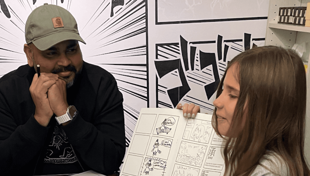 Абстрактная цветная инсталляция